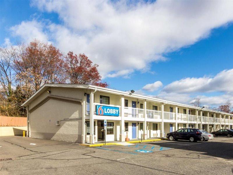 Motel 6 New Brunswick Ngoại thất bức ảnh