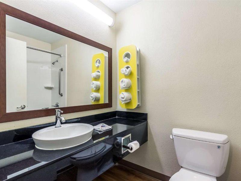 Motel 6 New Brunswick Ngoại thất bức ảnh