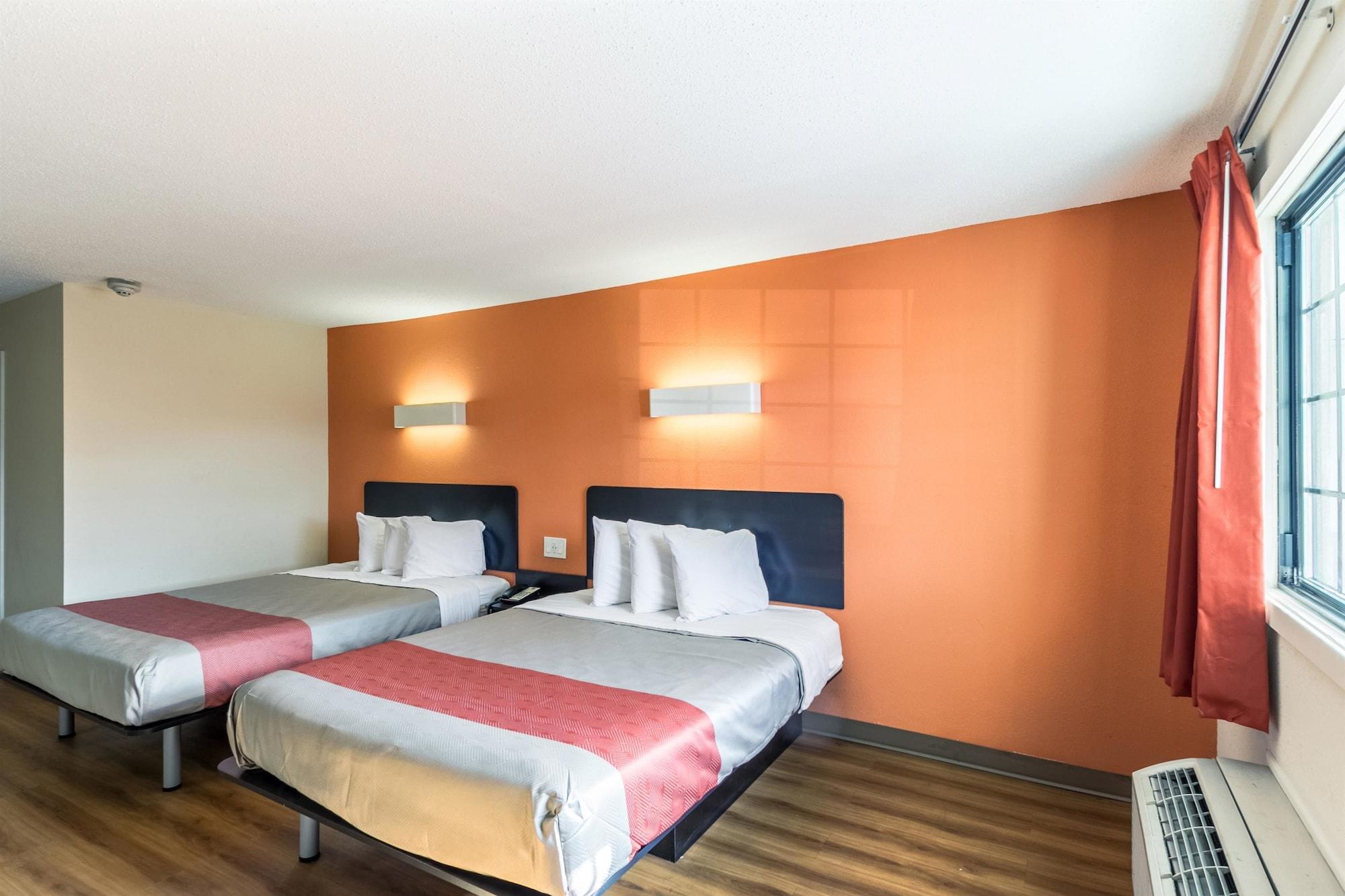 Motel 6 New Brunswick Ngoại thất bức ảnh